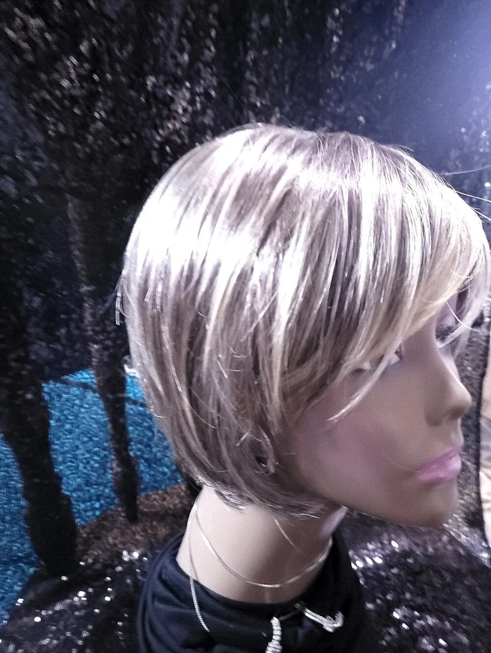 Muse By Raquel Welch Wig In The Color R11S+ Glazed Mocha - Picture 9 of 16